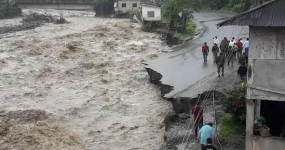 Temporada de lluvias deja 18 muertos en Ecuador