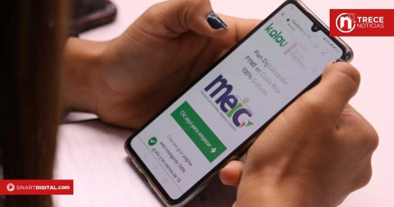 Lanzan plan de IA para que mipymes creen su sitio web gratuito en Costa Rica