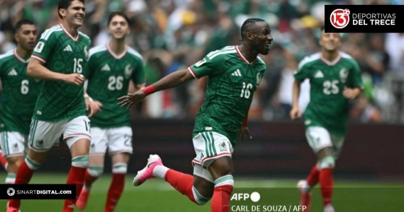 México derrota a débil Sudáfrica en inicio del mundial