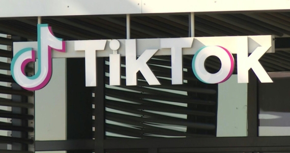 Corte Suprema de EEUU acepta examinar ley que obliga a la venta de TikTok