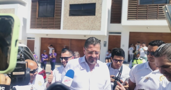 Presidente de la República pidió a la población salir a votar