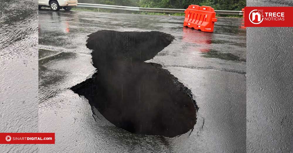 Lluvias causan colapso de alcantarilla en Ruta 27 y cortan luz en sector de Golfito