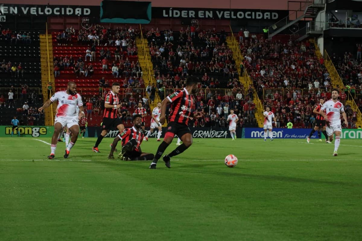 Las series más desastrosas de clubes ticos en juegos a ida y vuelta