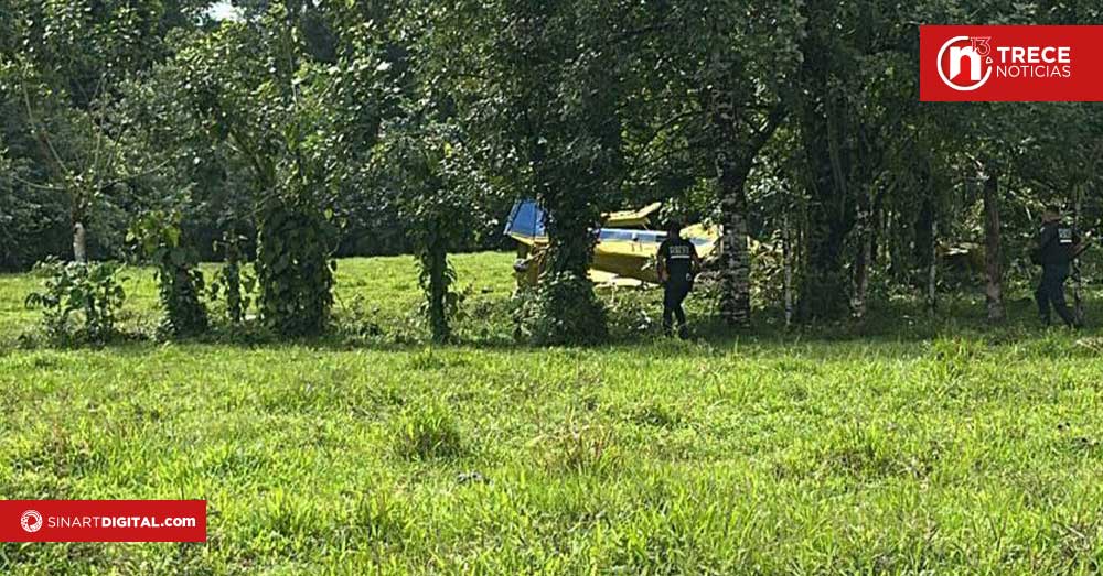Avioneta fumigadora se desploma a tierra y deja un piloto fallecido