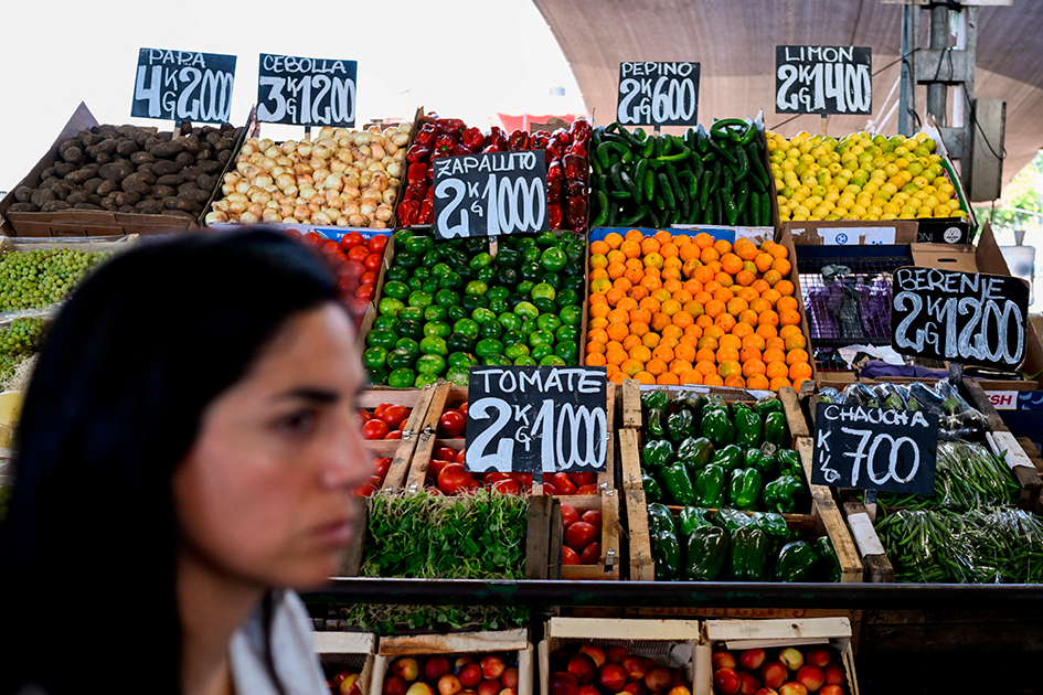 Inflación en Argentina superó 211% en 2023 y anotó 25,5% solo en diciembre