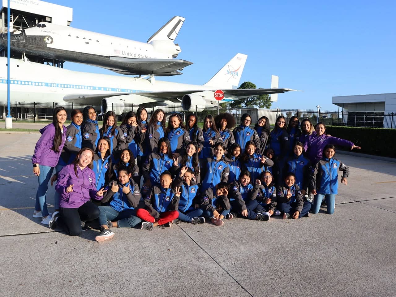 Diez niñas y adolescentes de zonas vulnerables viajarán a la NASA