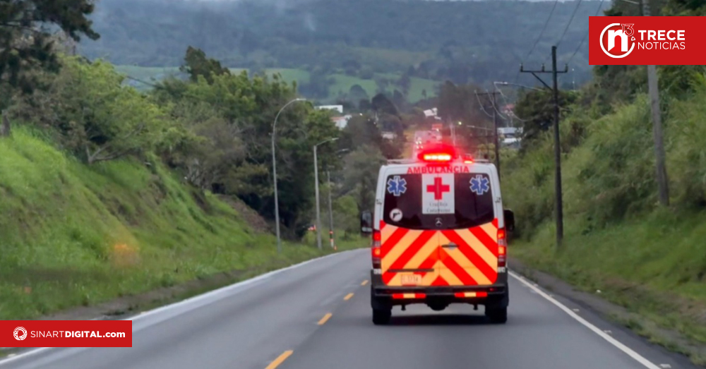 Cruz Roja alerta por ambulancias inactivas debido a retención de camillas en hospitales