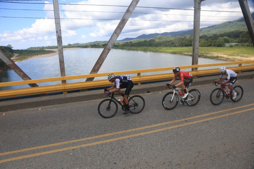 Irlandés gana quinta etapa de la Vuelta