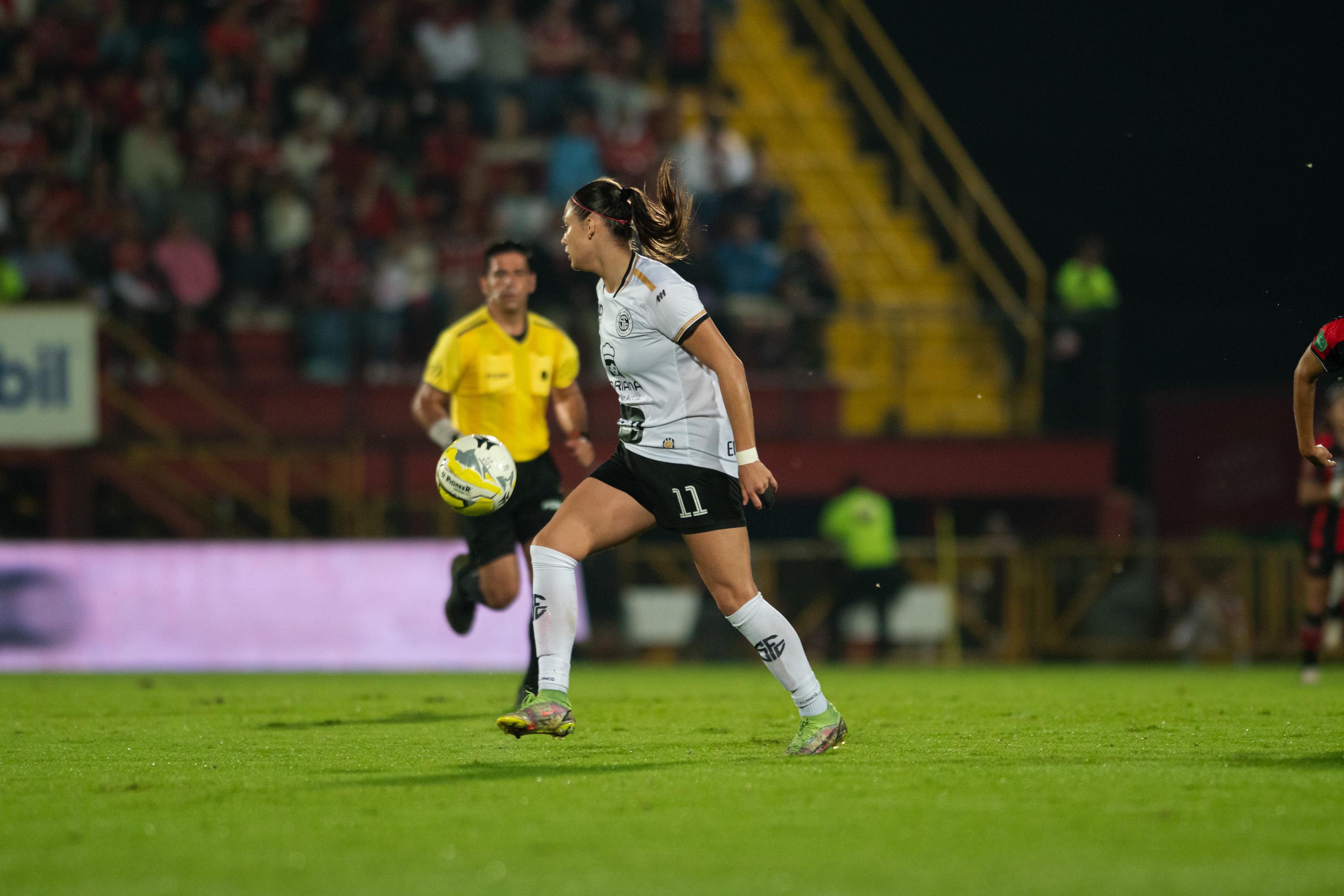 Todos contra Alajuelense: Arranca el fútbol femenino