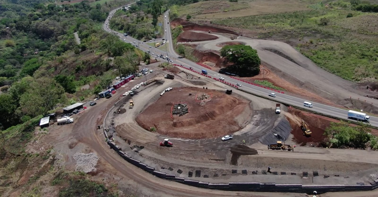MOPT anuncia cierres parciales en la Ruta 1 a la altura de Grecia por obras en intercambio
