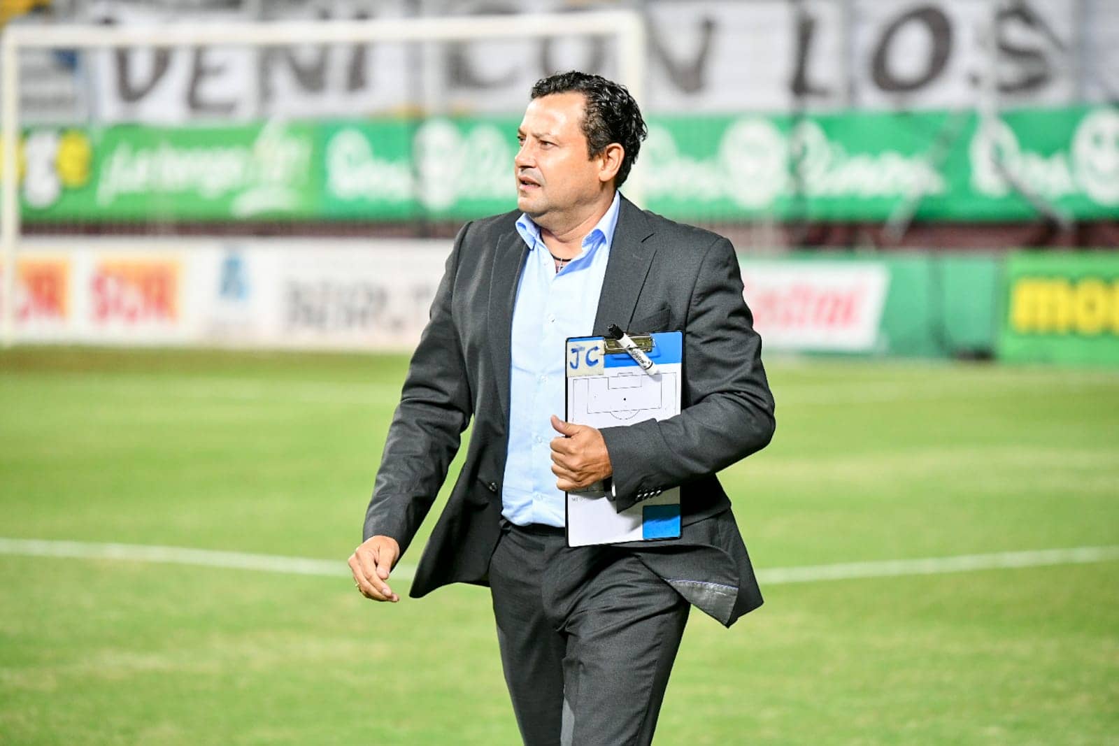 Federación de Fútbol da la razón a Jeaustin Campos