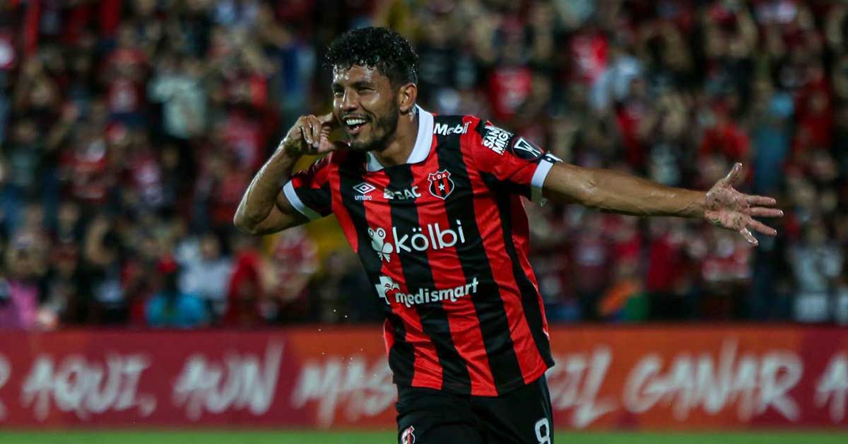 Alajuelense ya no es la casa de Johan Venegas