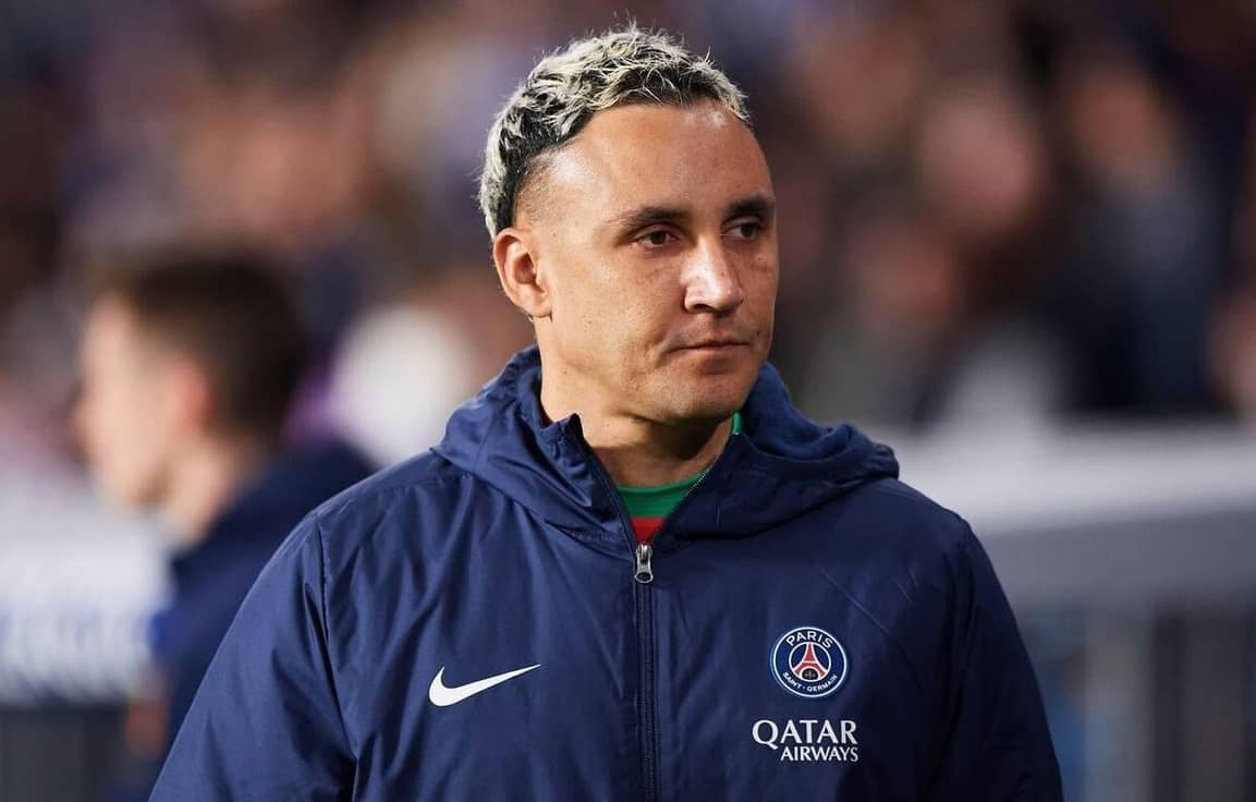 Con el radar de varios clubes llega Navas a defender el arco patrio