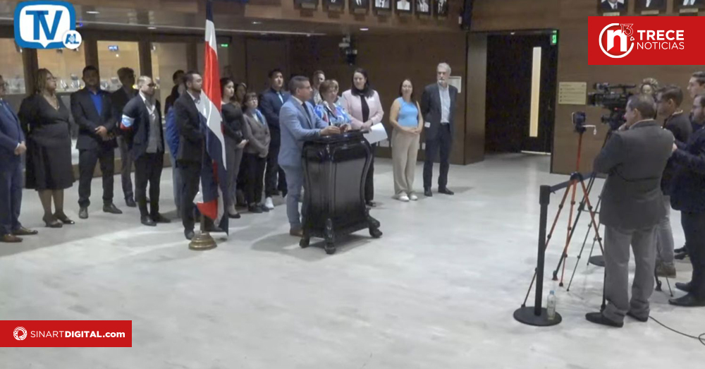 Piden renuncia de Ministra de Salud tras su posición sobre aborto terapéutico 