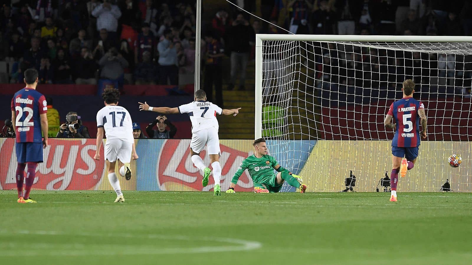 PSG sin Navas elimina al Barcelona y sigue con vida en Champions