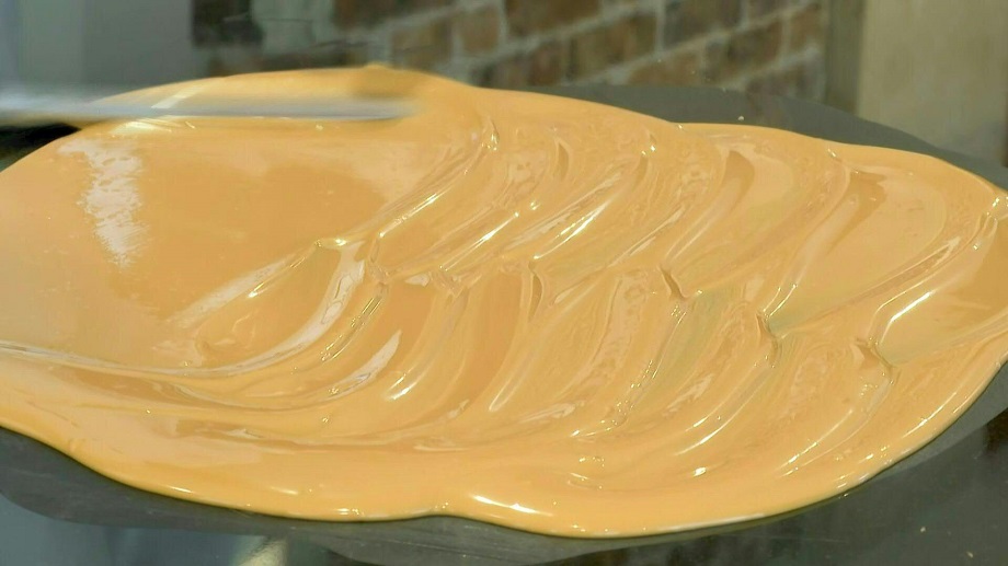 El nuevo y polémico color del chocolate