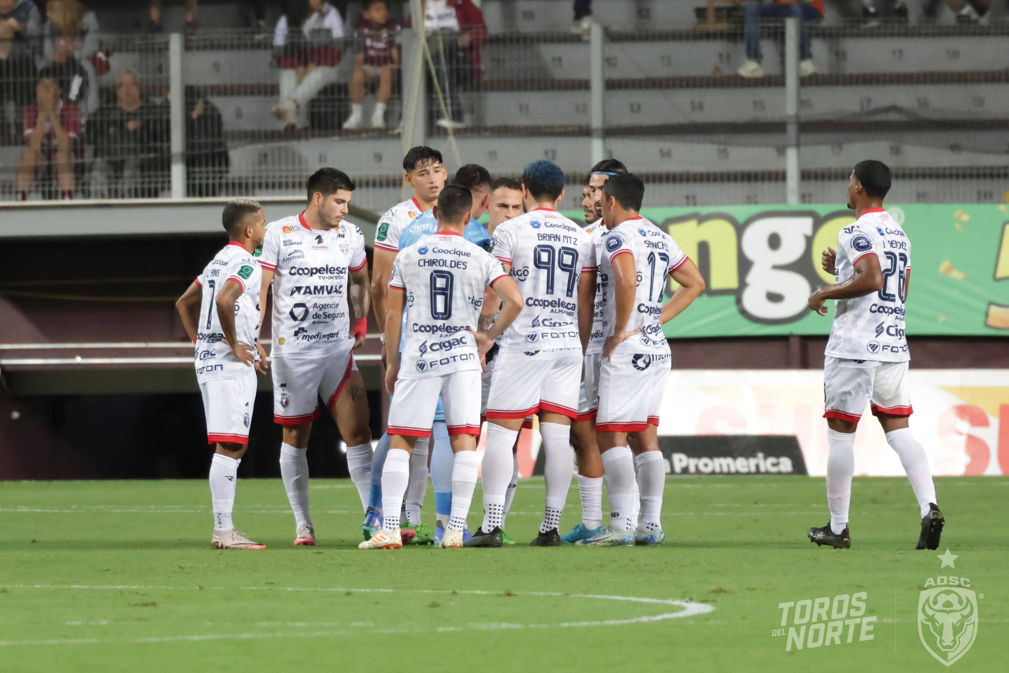 San Carlos cede y espera ayuda de Sporting