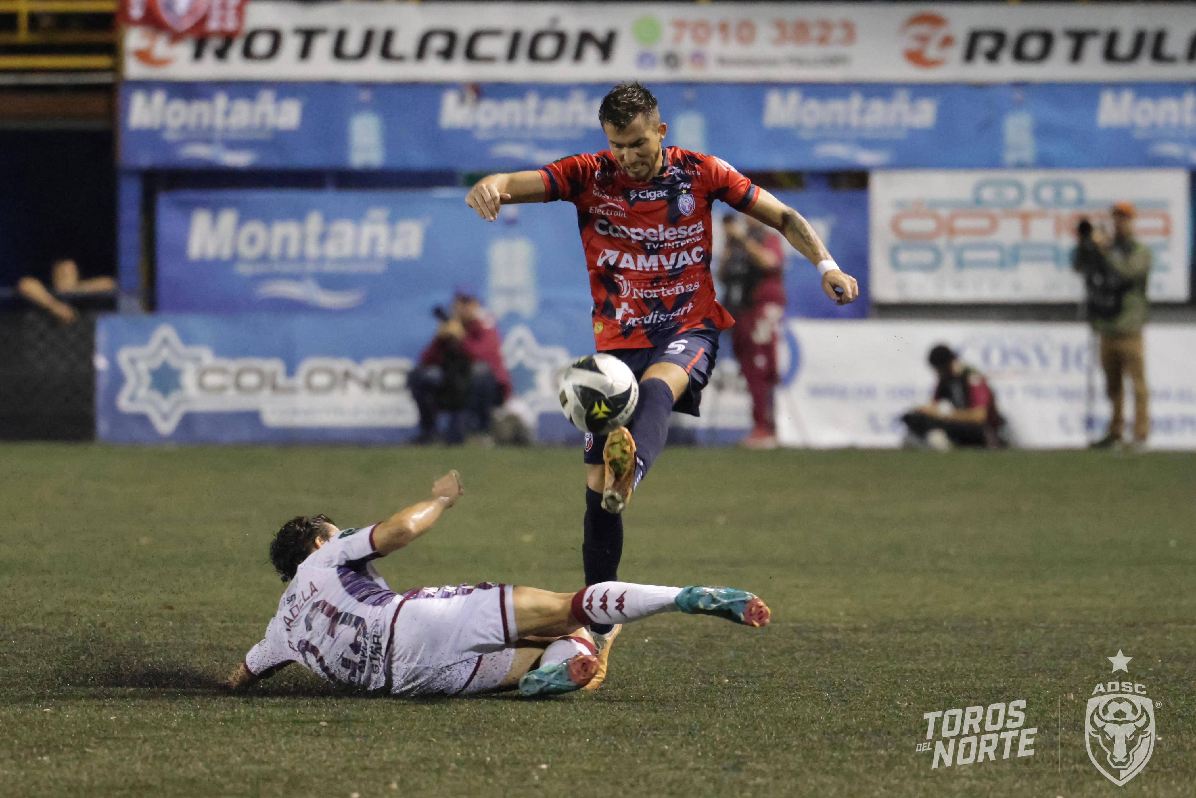 Saprissa con un pie en la final de segunda fase