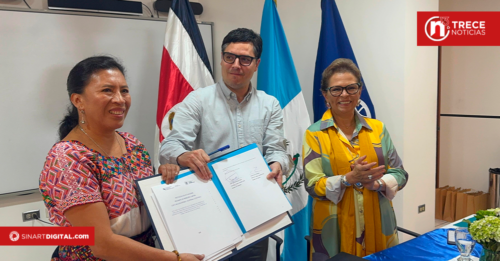 Costa Rica y Guatemala firman protocolo para regular migración laboral 