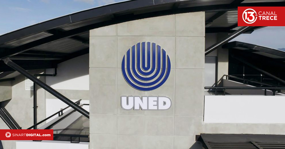 UNED graduó 990 mujeres en carreras STEM en los últimos tres años