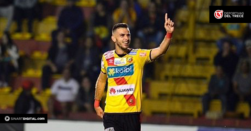 Yendrick Ruiz anuncia su retiro del fútbol