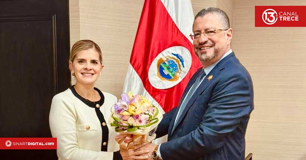 Presidente Rodrigo Chaves decreta asueto para el traspaso de poderes