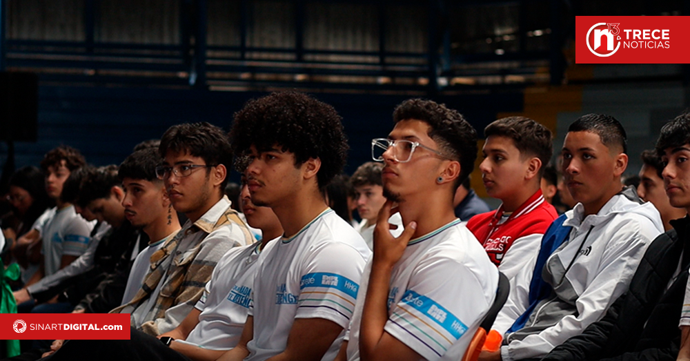 130 jóvenes cartagineses se graduaron con estrategia BRETE 