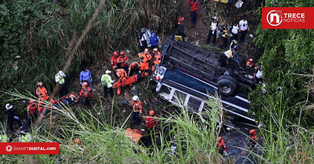 Trágico accidente de autobús en Guatemala deja al menos 31 muertos