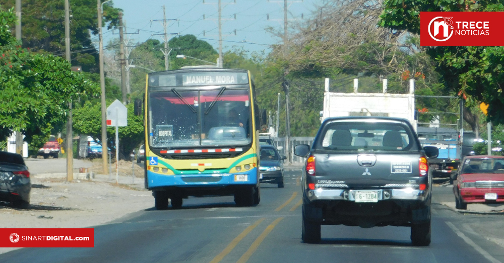 Tránsito advierte sobre riesgos al viajar en bus durante vacaciones