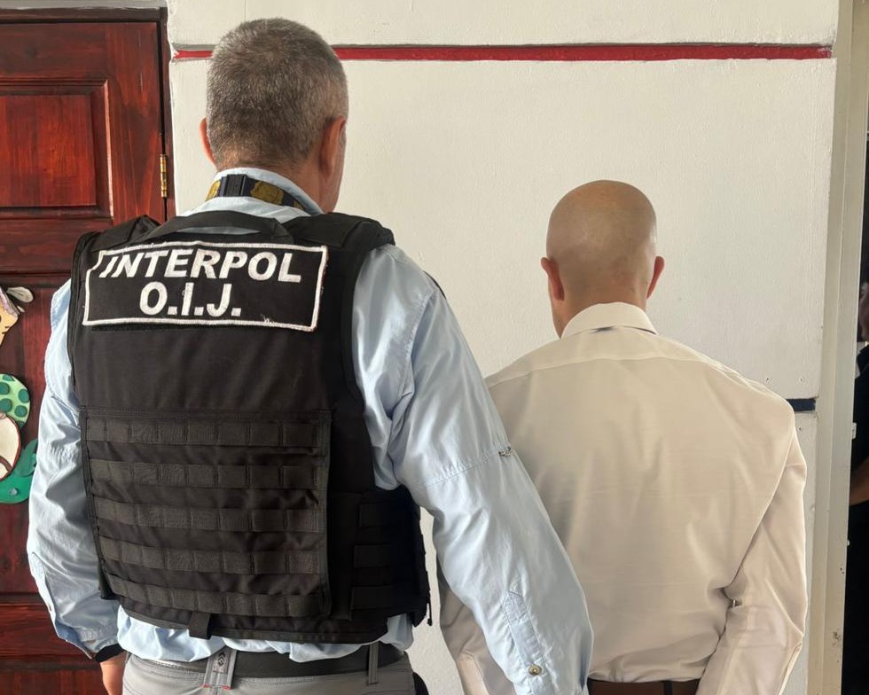 Interpol captura a sujeto buscado por delitos económicos