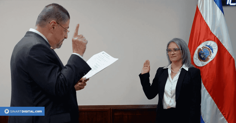 Laura Ávila Bolaños, nueva presidenta ejecutiva de la CCSS