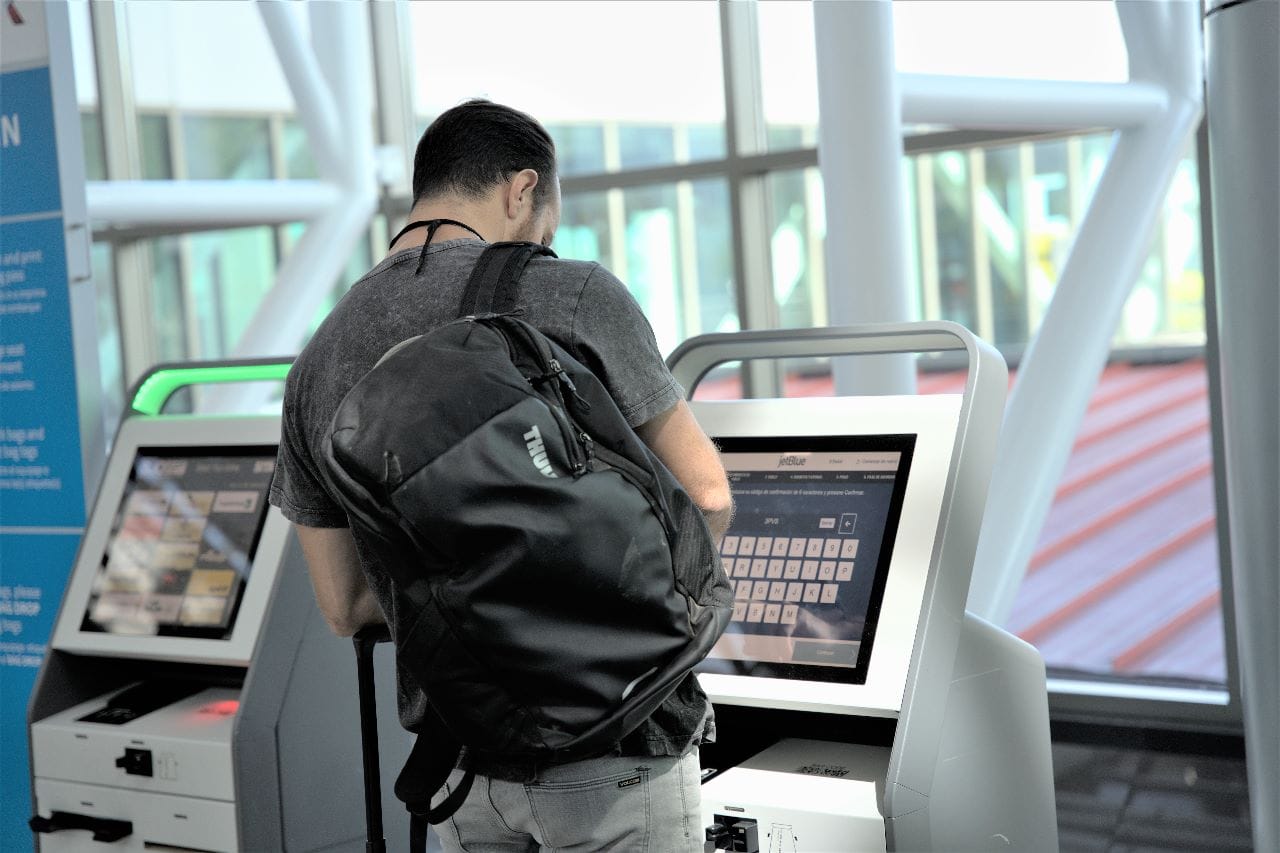 Crece uso de puestos de autocheck-in en el Aeropuerto Juan Santamaría 