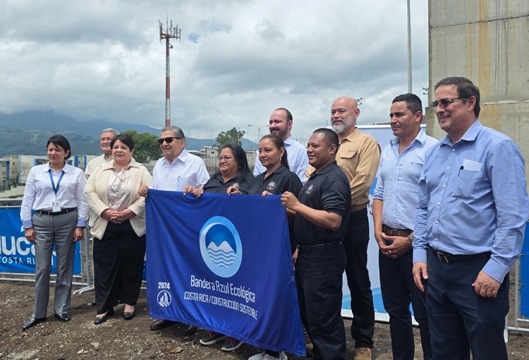 Condominio en Sagrada Familia obtiene Bandera azul