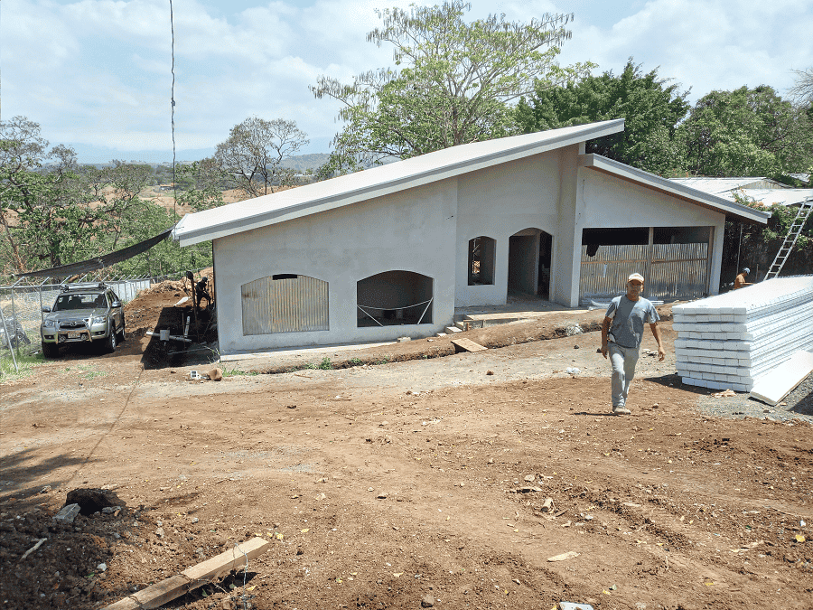 Fundación Costa Rica Canadá ofrece crédito con bono para construir vivienda