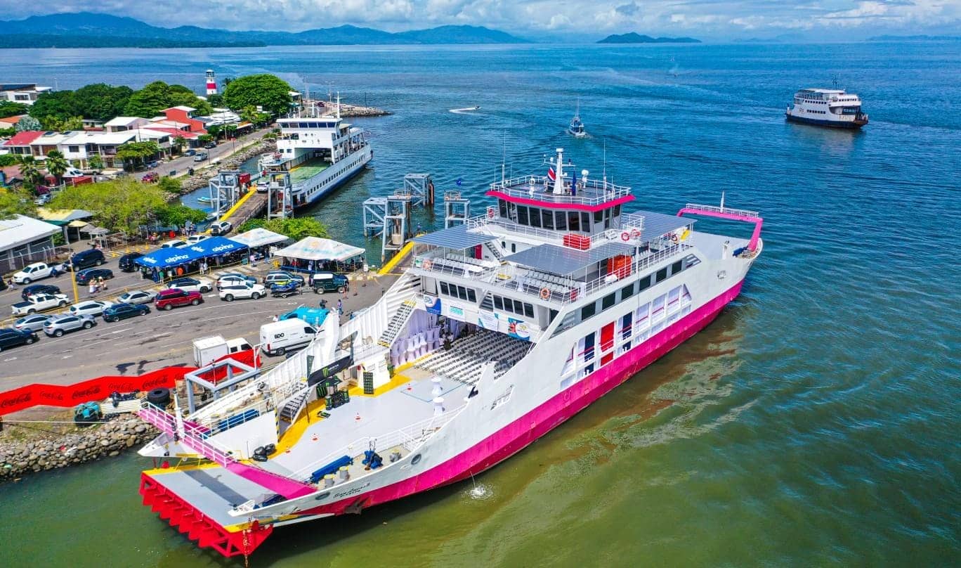 Nuevo ferry comienza su ruta a Playa Naranjo este viernes 15