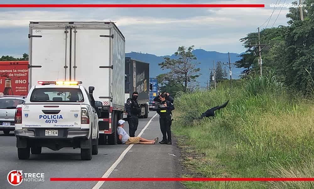 Chofer de camión detenido por transportar 'múltiples' tanquetas con combustible robado