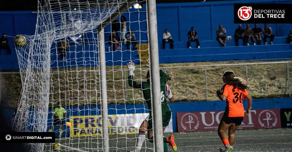 Sporting sigue al frente en el fútbol femenino