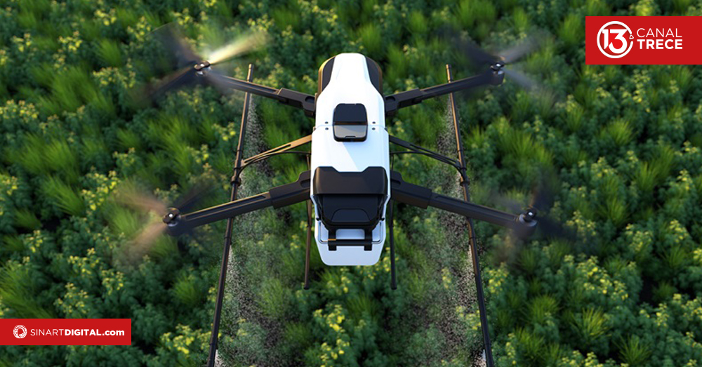 En Los Santos fumigan el campo con drones 