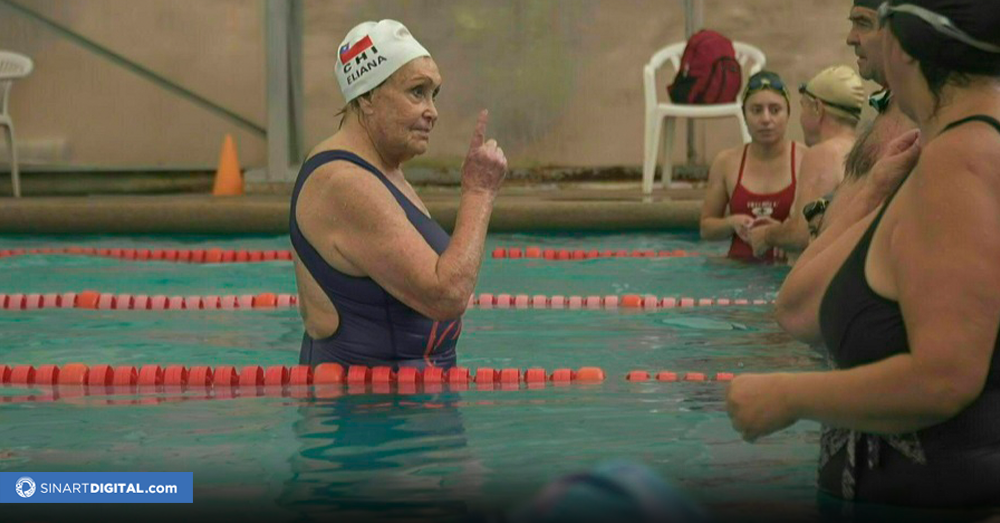 Eliana Busch, la nadadora chilena de 89 años con sed de gloria