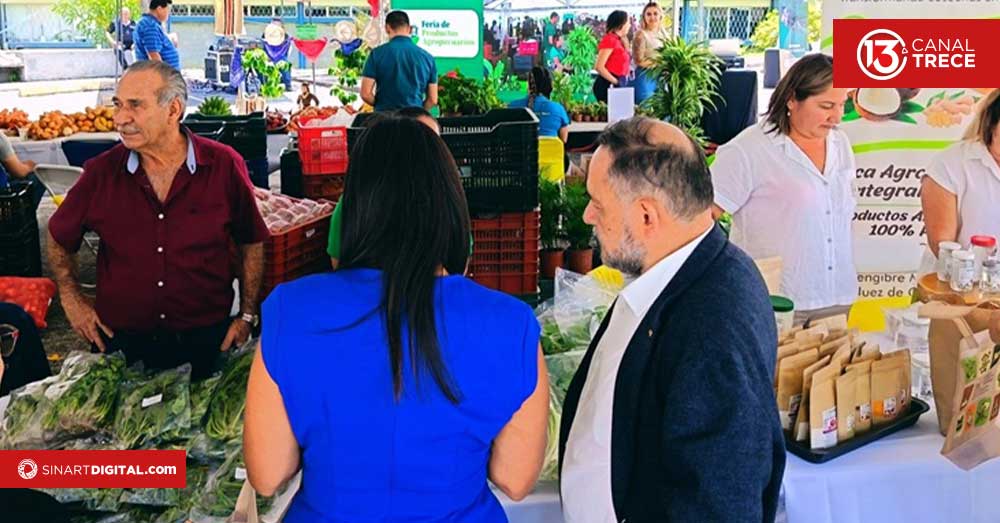 Agricultores tomaron el INA 