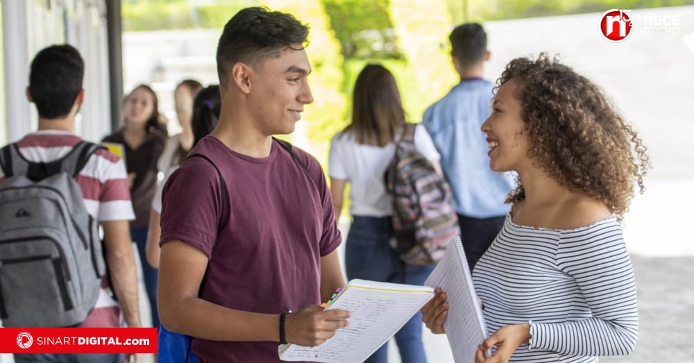 Feria vocacional le ofrece una guía para elegir carrera profesional