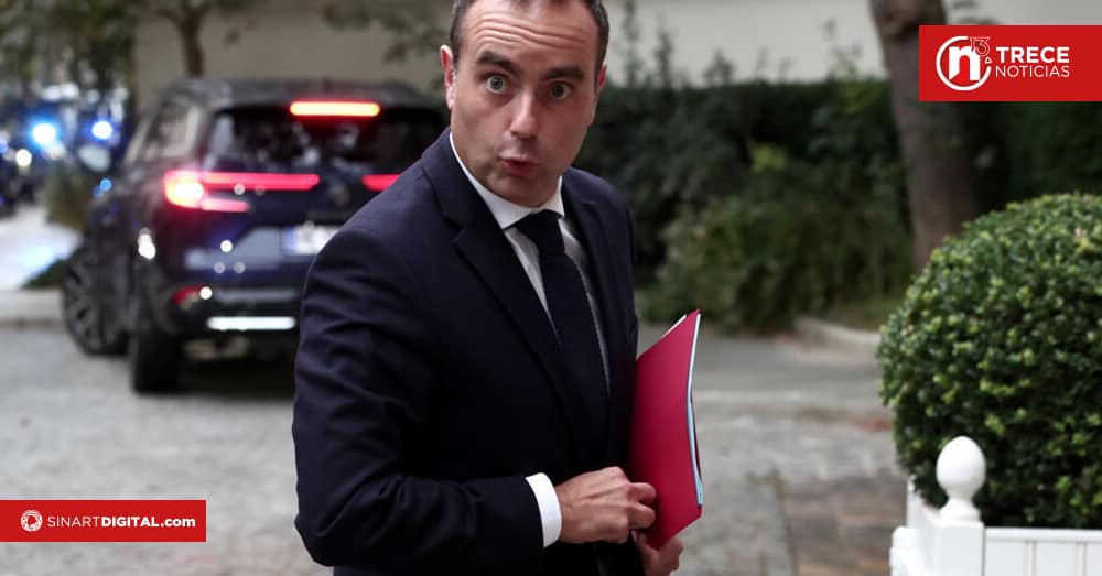 El nuevo primer ministro francés promete romper con el pasado en plenas protestas