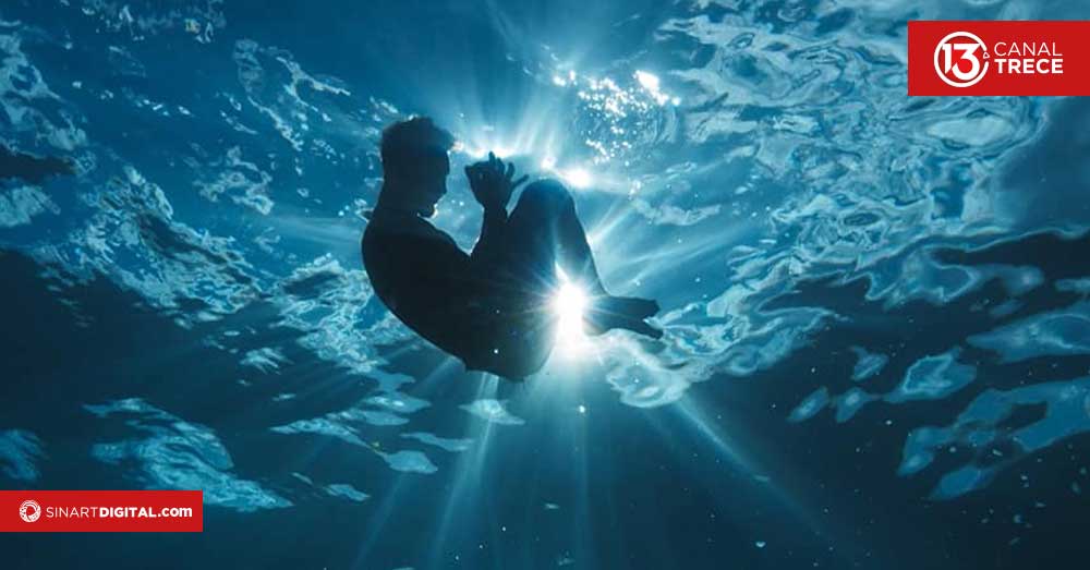 Surfista tico presenta su biografía en la pantalla grande