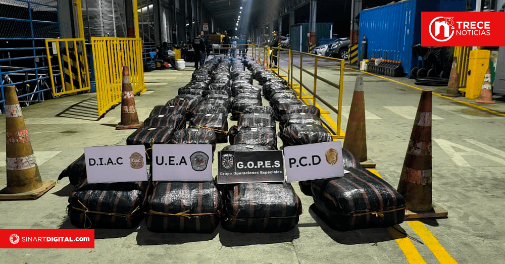 Detienen embarcación cargada con 2 toneladas de marihuana