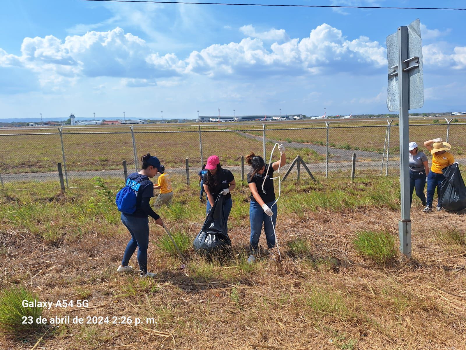 Guanacaste Aeropuerto recibe galardón por acciones climáticas