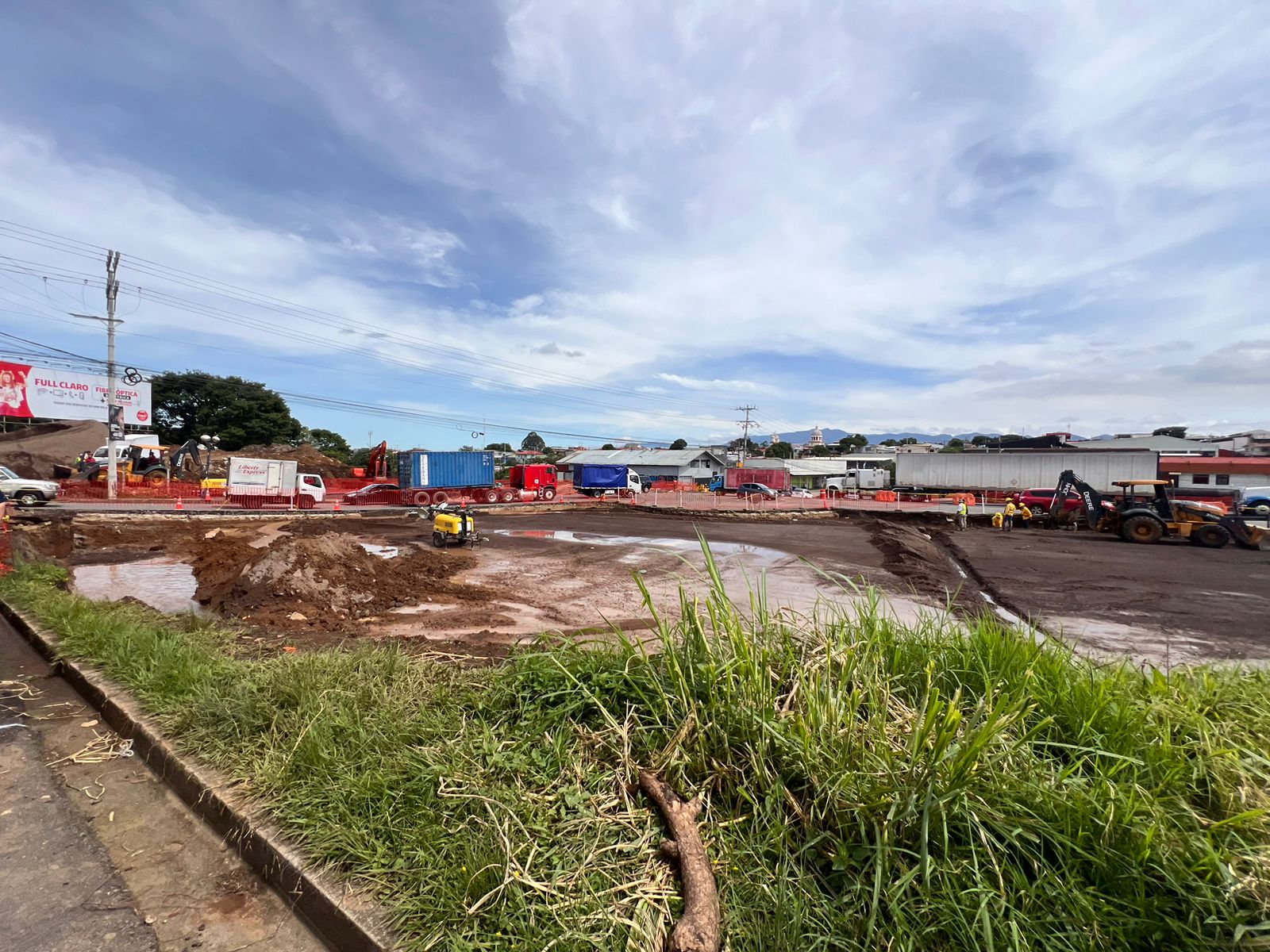 Vienen cambios viales en Hacienda Vieja por construcción de nueva rotonda