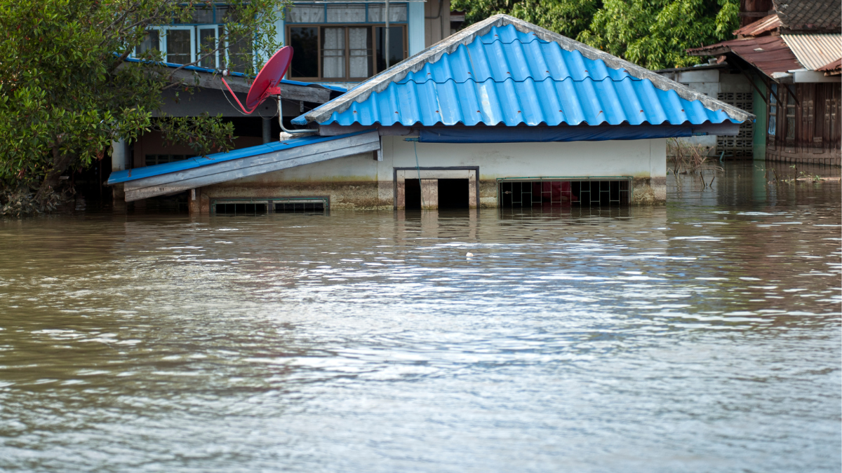 Sin cierre de escuelas por lluvias, MEP actúa para prevenir inundaciones en centros educativos