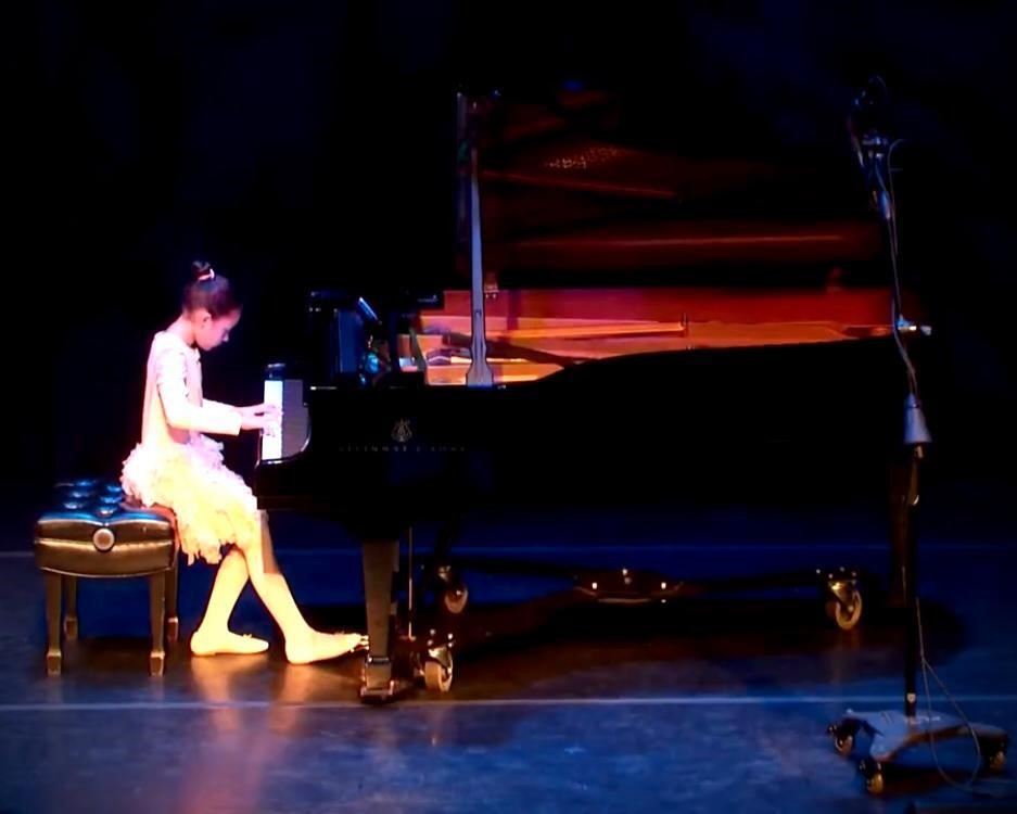 Niña tica interpretó una composición de su papá en el Kennedy Center