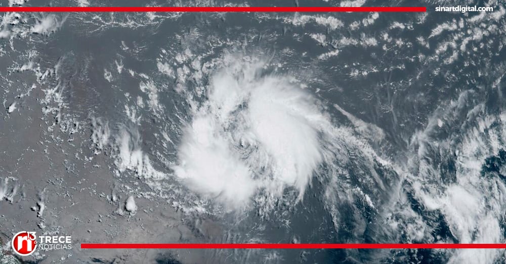 Tormenta tropical Bret deja lluvias y viento en islas del Caribe oriental