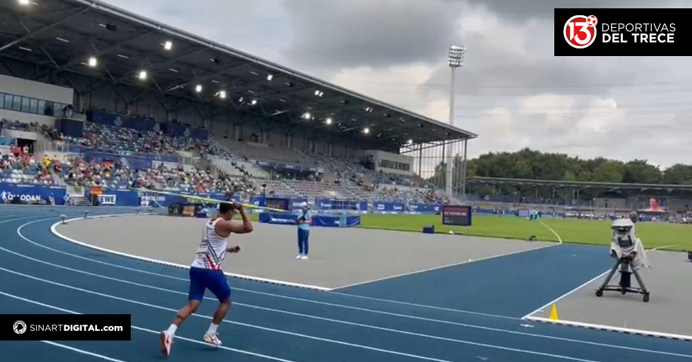 Iván Sibaja por la historia